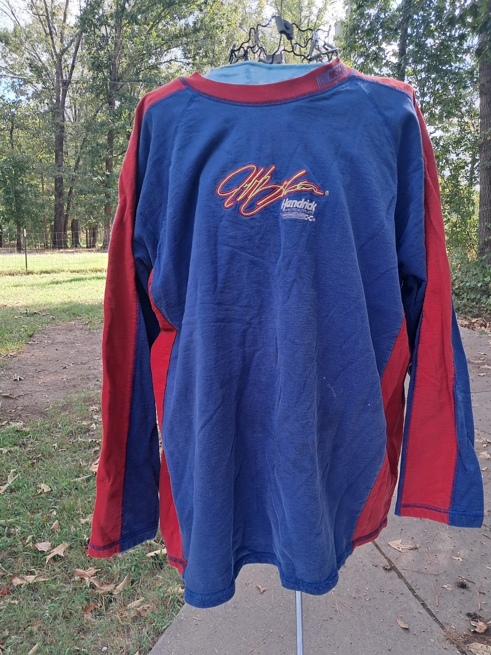 Vintage Jeff Gordon Blue & Red Long-Sleeve Crewneck Sweatshirt